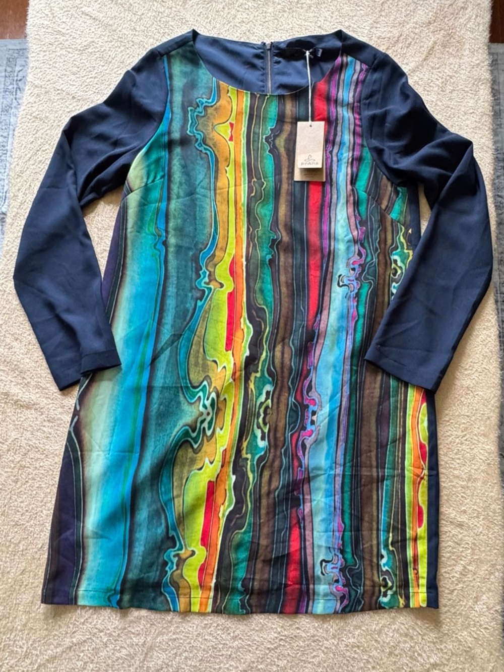 Prana navy blue dress with red accent